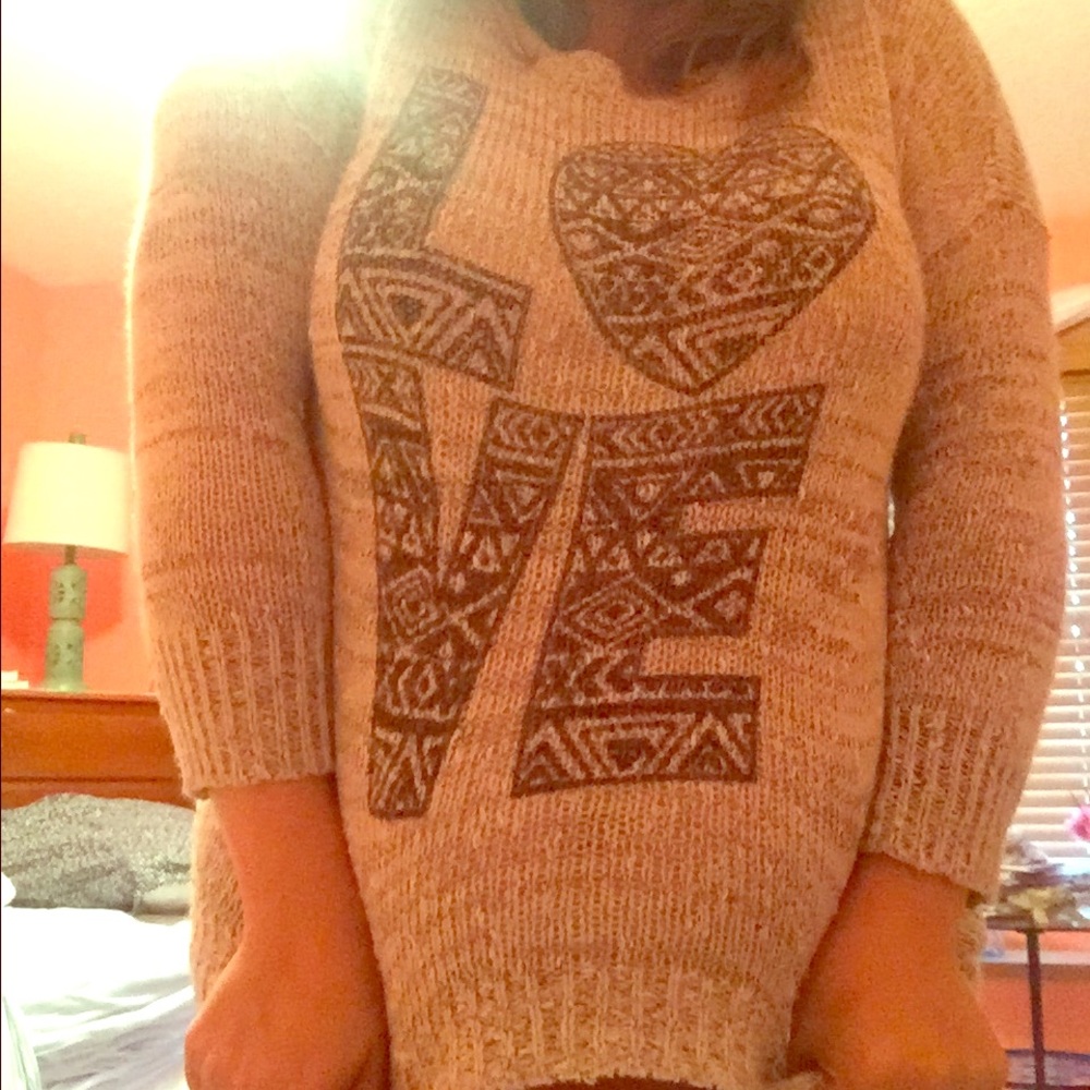 Sweatshirt fits kids and teens large snug and cozy
