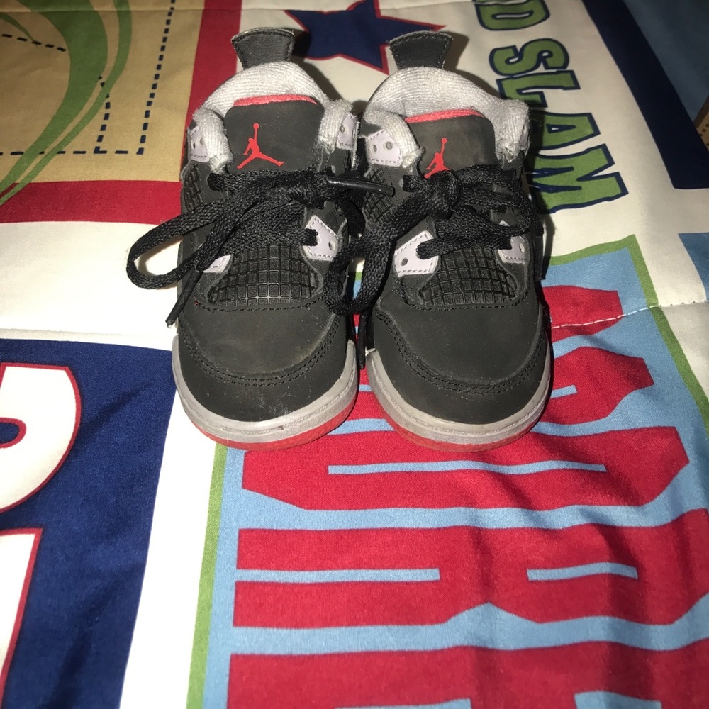 Air Jordan Flights in size 5.5c