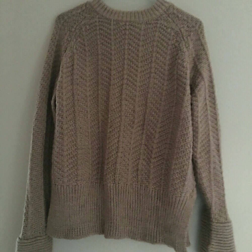 Ladies sweater