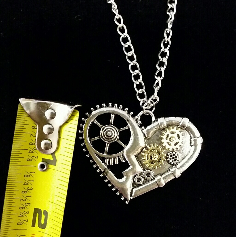 Steam punk heart necklace - Picture 5 of 6