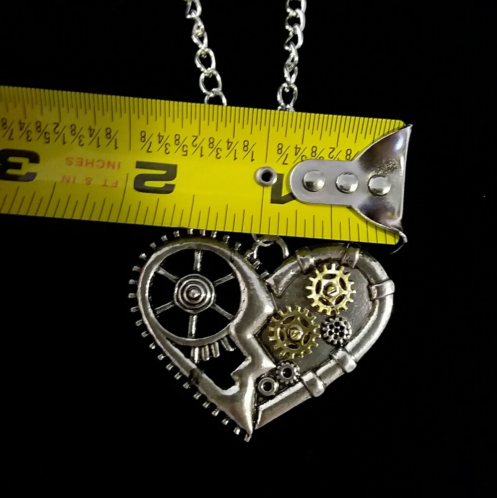 Steam punk heart necklace - Picture 6 of 6