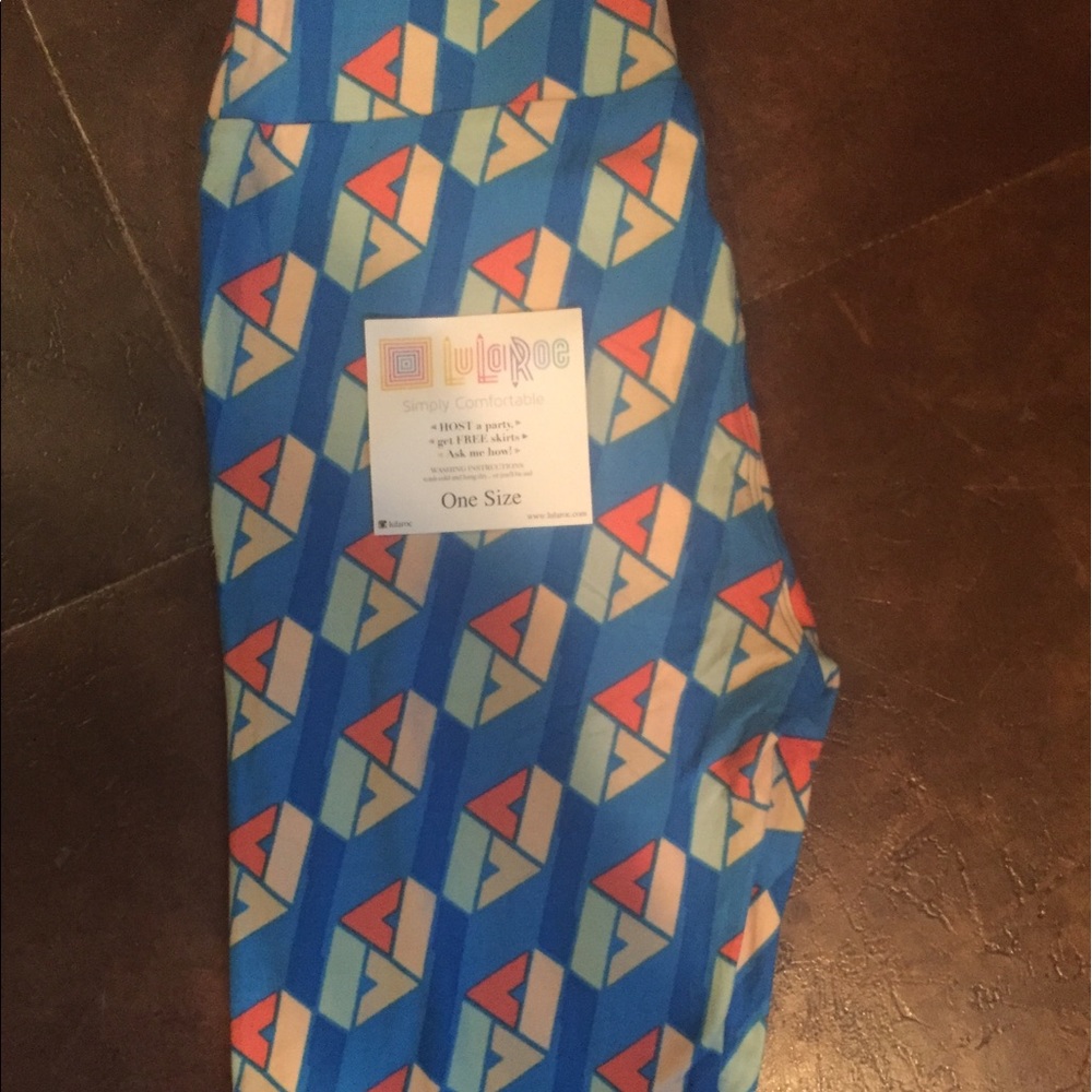 OS NWT LuLaRoe Geometric Leggings