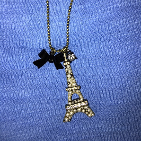 Betsey Johnson Jewelry - Paris necklace