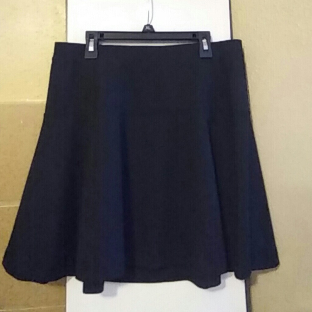 Black skirt