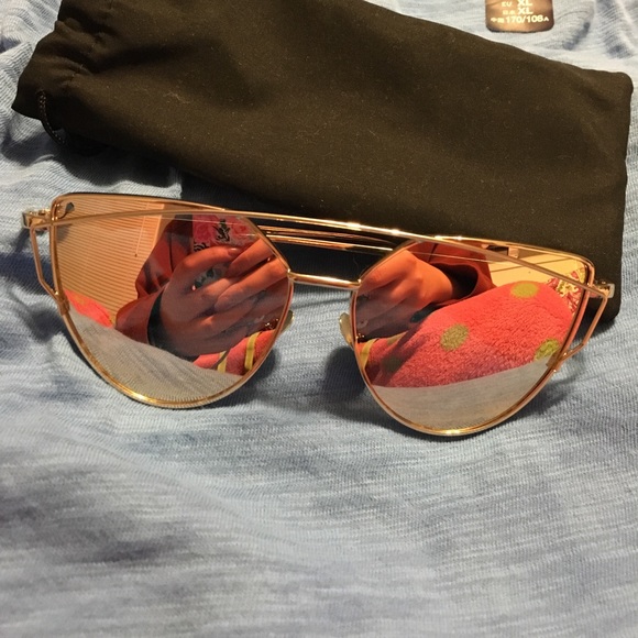 Cat eye sunglasses - Picture 2 of 3