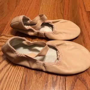 Girls Pink Ballet Shoes Size 13.5