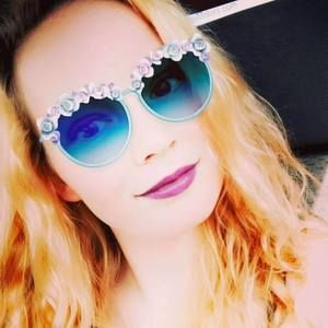 Meet your Posher, Faith