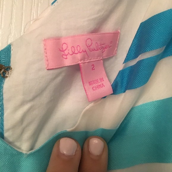Lilly pulitzer dress - Picture 2 of 2