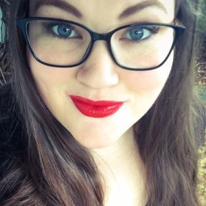 Meet your Posher, Danelle