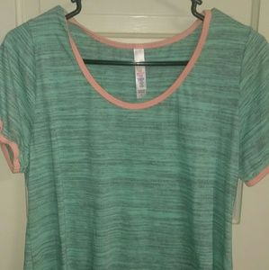 Lularoe L Classic T