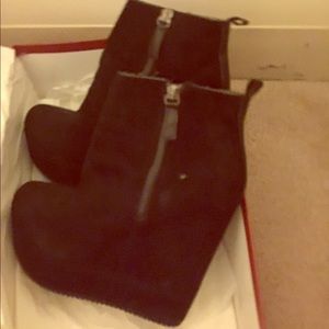 Aldo high boots！ Size38