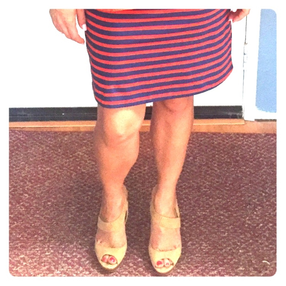 Crown Vintage comfy tan platform heels!