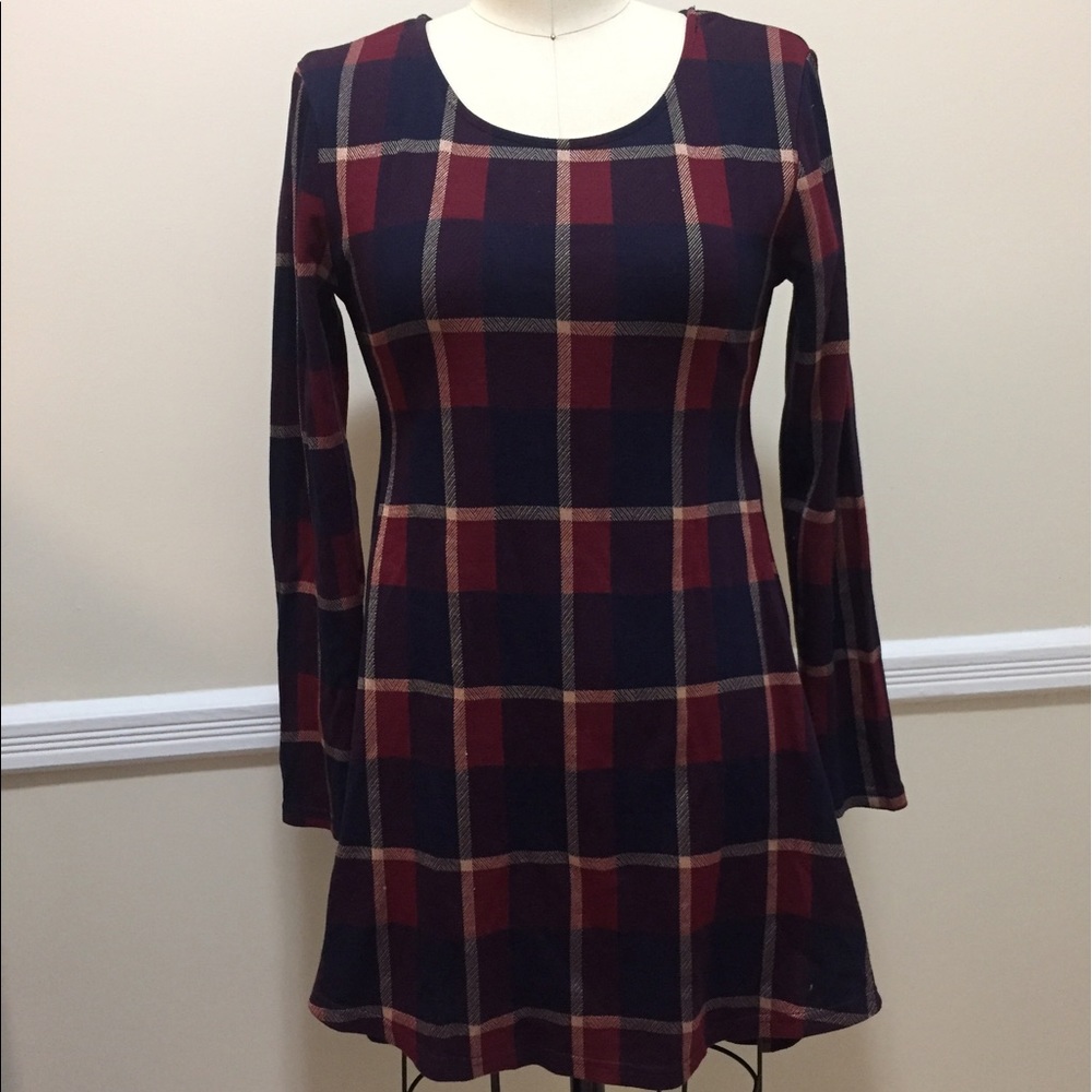 2 for $20- Navy/maroon plaid hi/low long sleeve dress