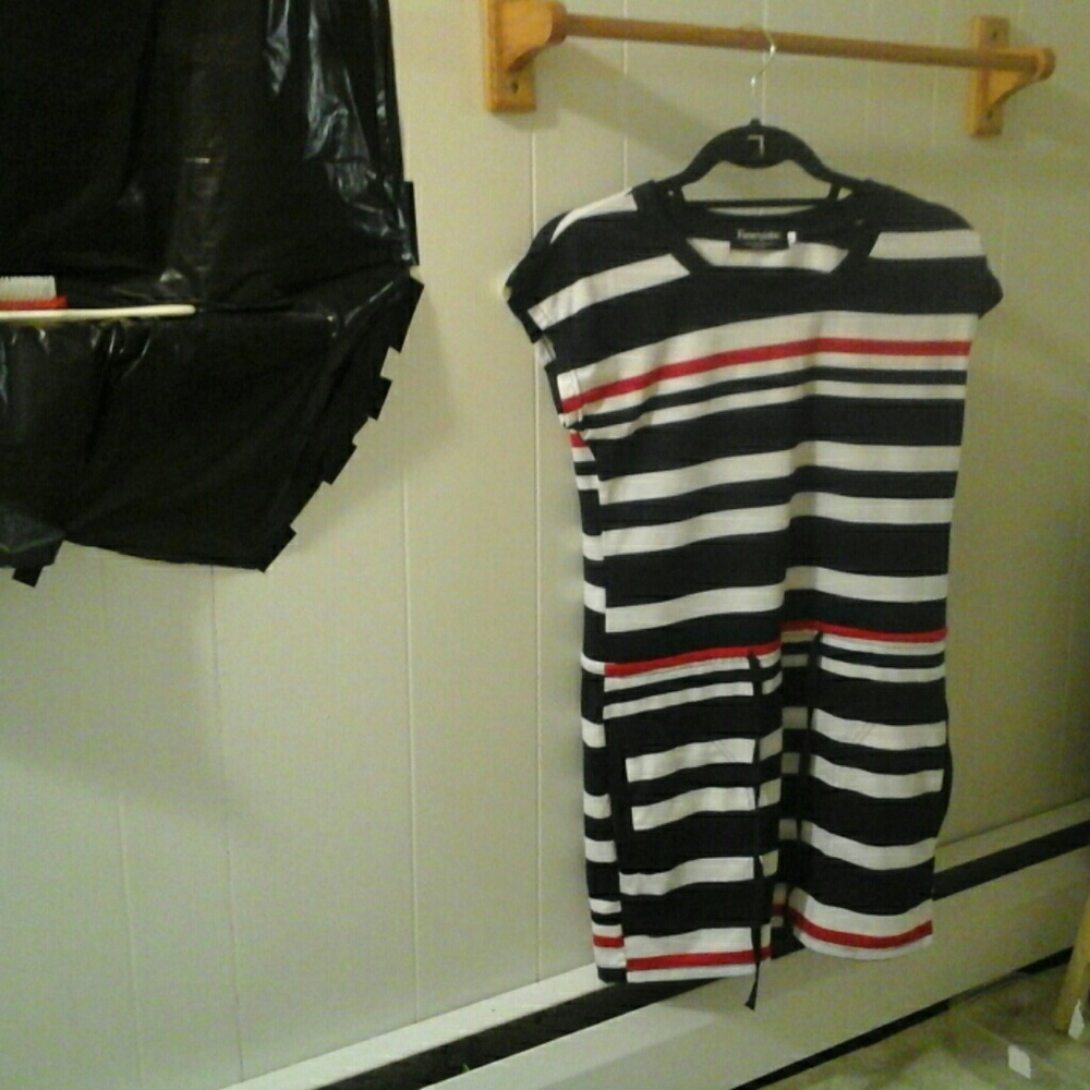 Summer dress size L new never worn