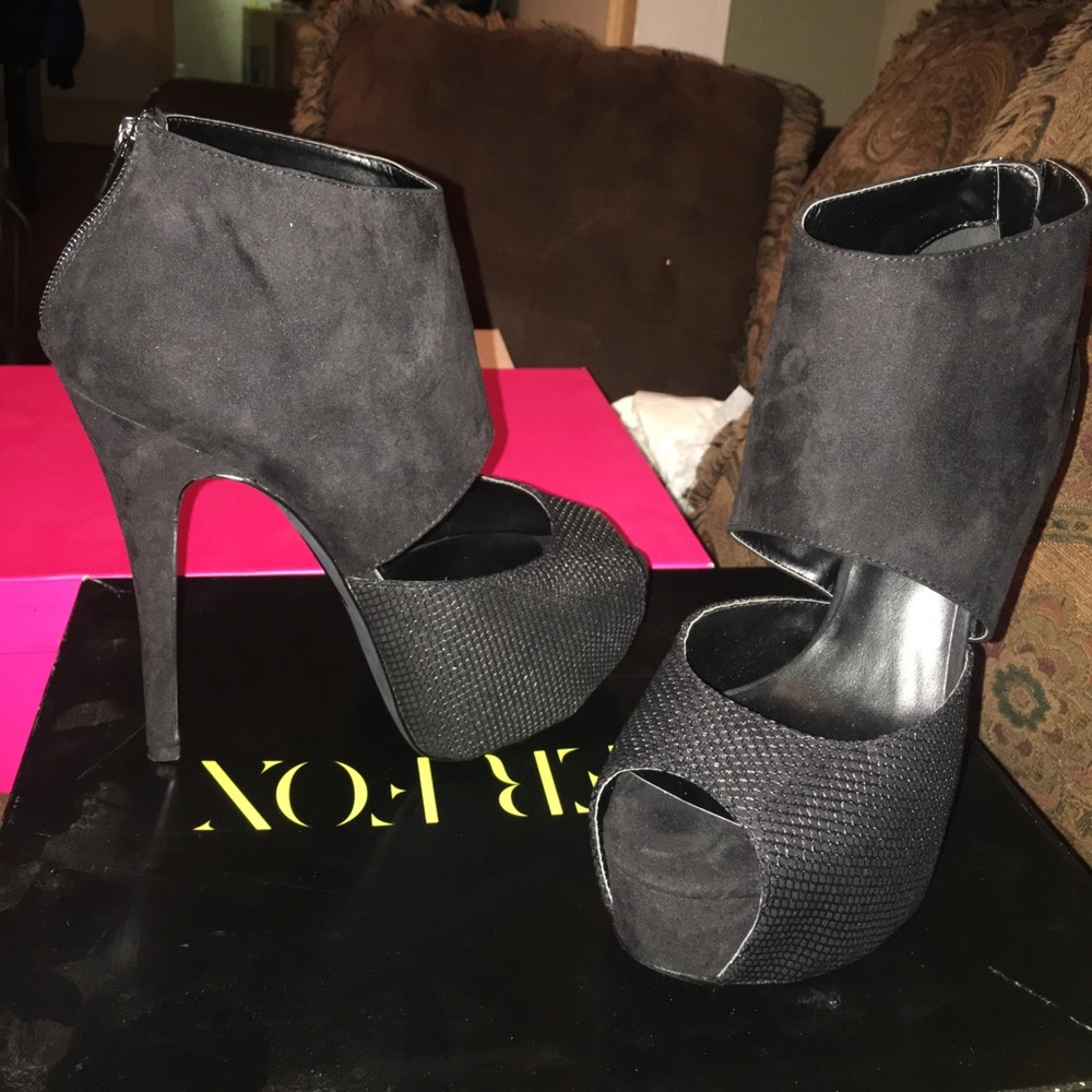 Black High Heels
