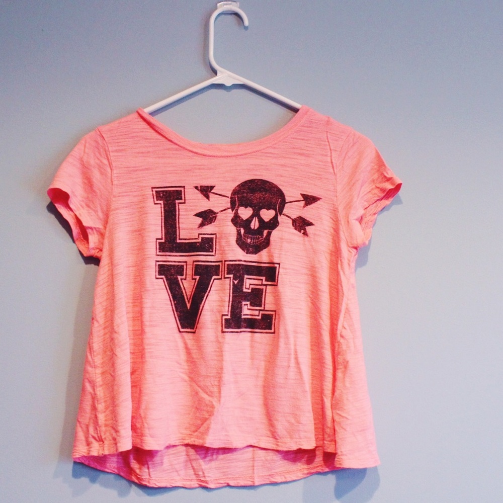 Love Skull Graphic Tee