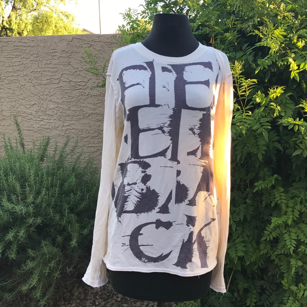 BOGO 👑👑Juicy Couture Long Sleeve Tee 💕