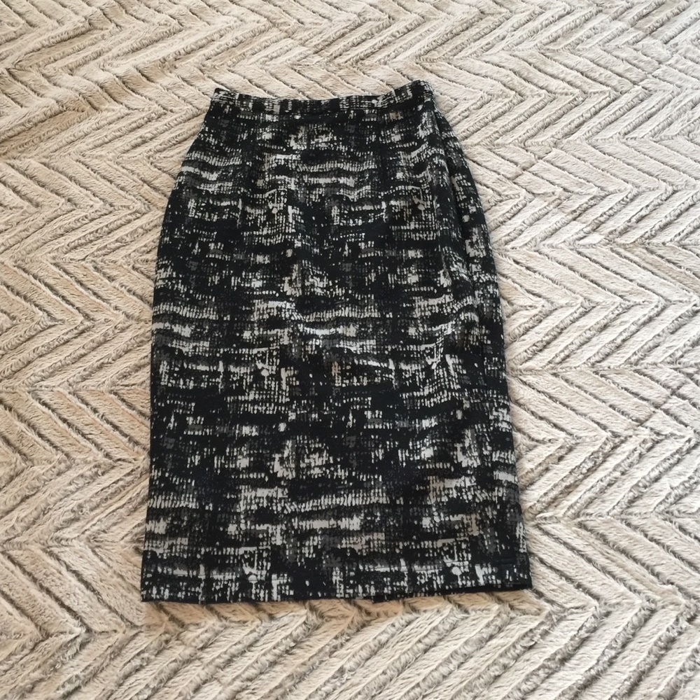 Pin up style pencil skirt