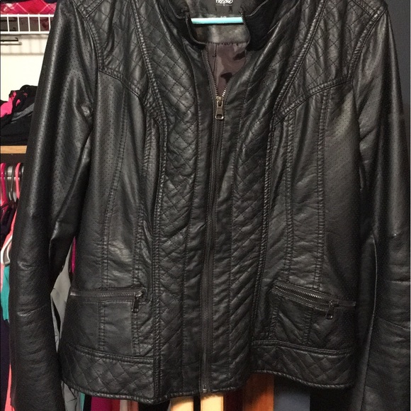 Jackets & Blazers - Lightweight leather jacket