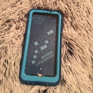 iPhone 6 Charging LifeProof case
