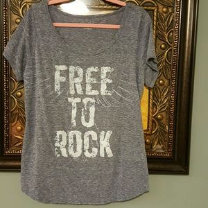 Maurices 1, Free to Rock tee NWOT