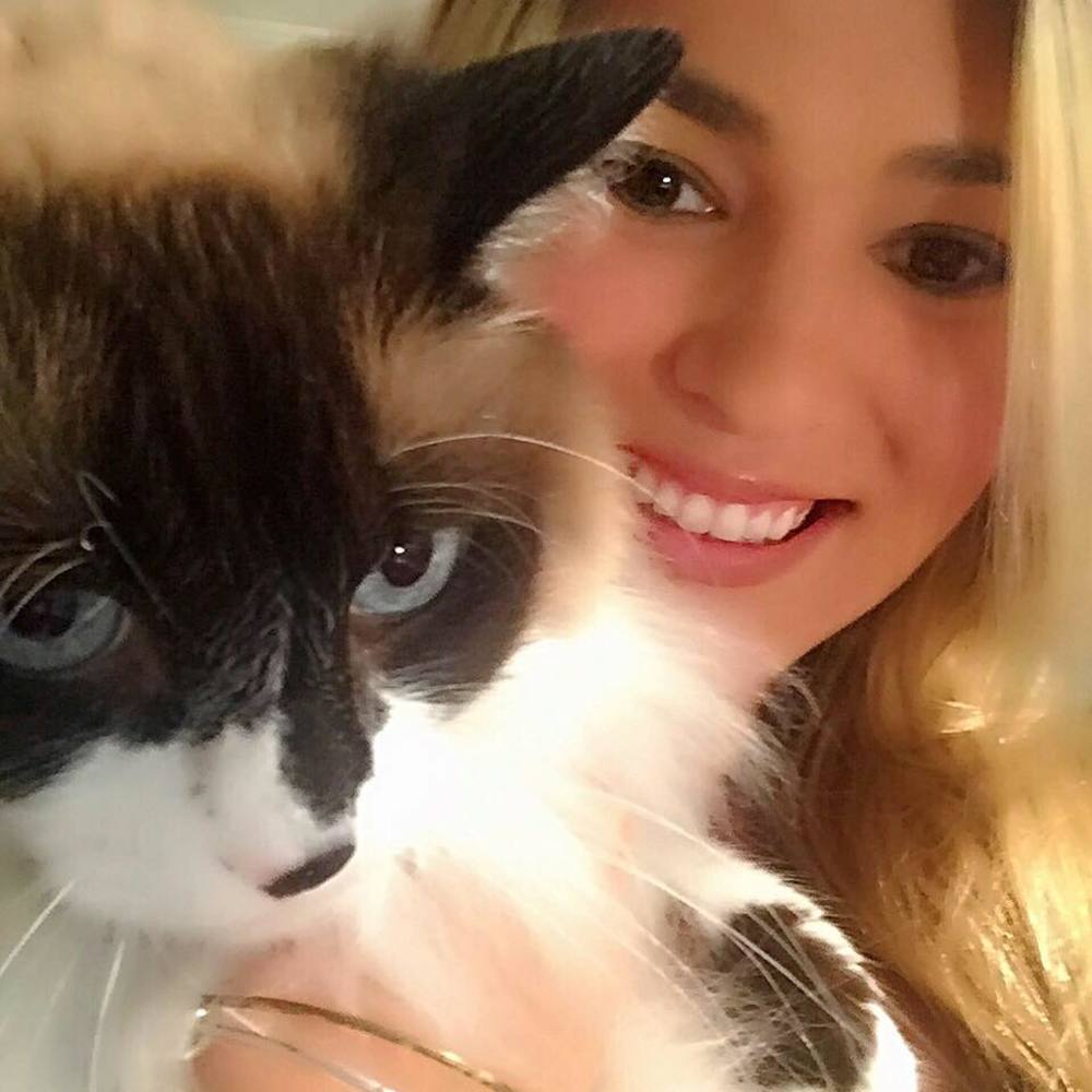 Meet your Posher, Christina