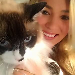 Meet your Posher, Christina