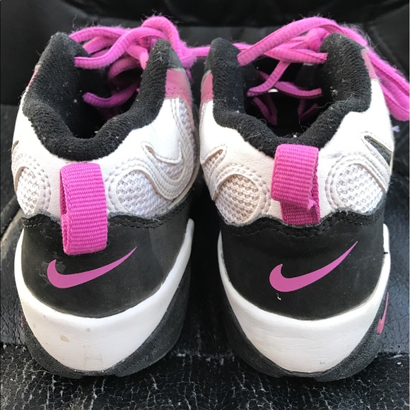 Girls High Top Nikes - Picture 3 of 4