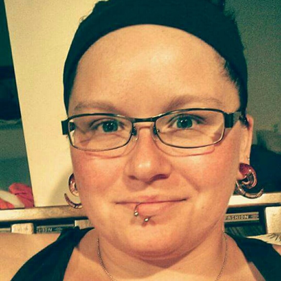 Meet your Posher, Tamara - Picture 4 of 5