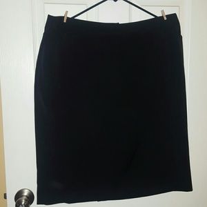 Skirt (Pencil) Size 16