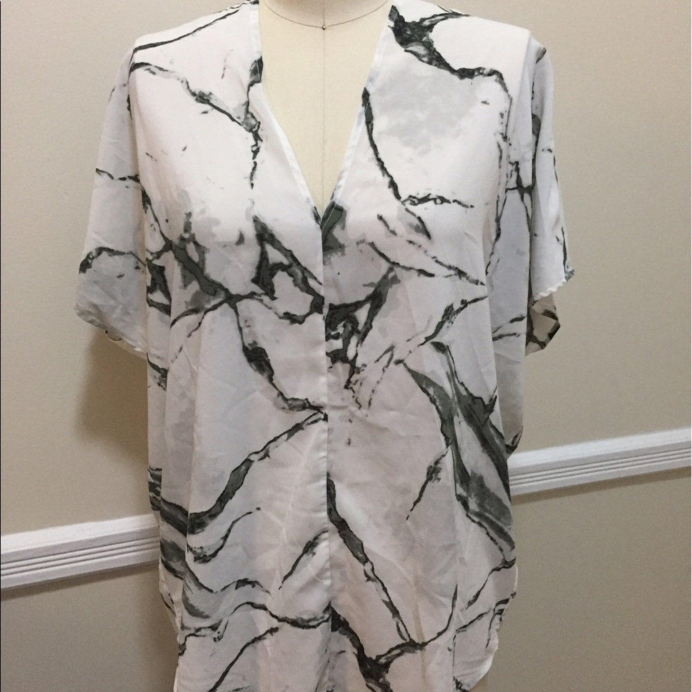 2 for $15 Philosophy marble pattern blouse