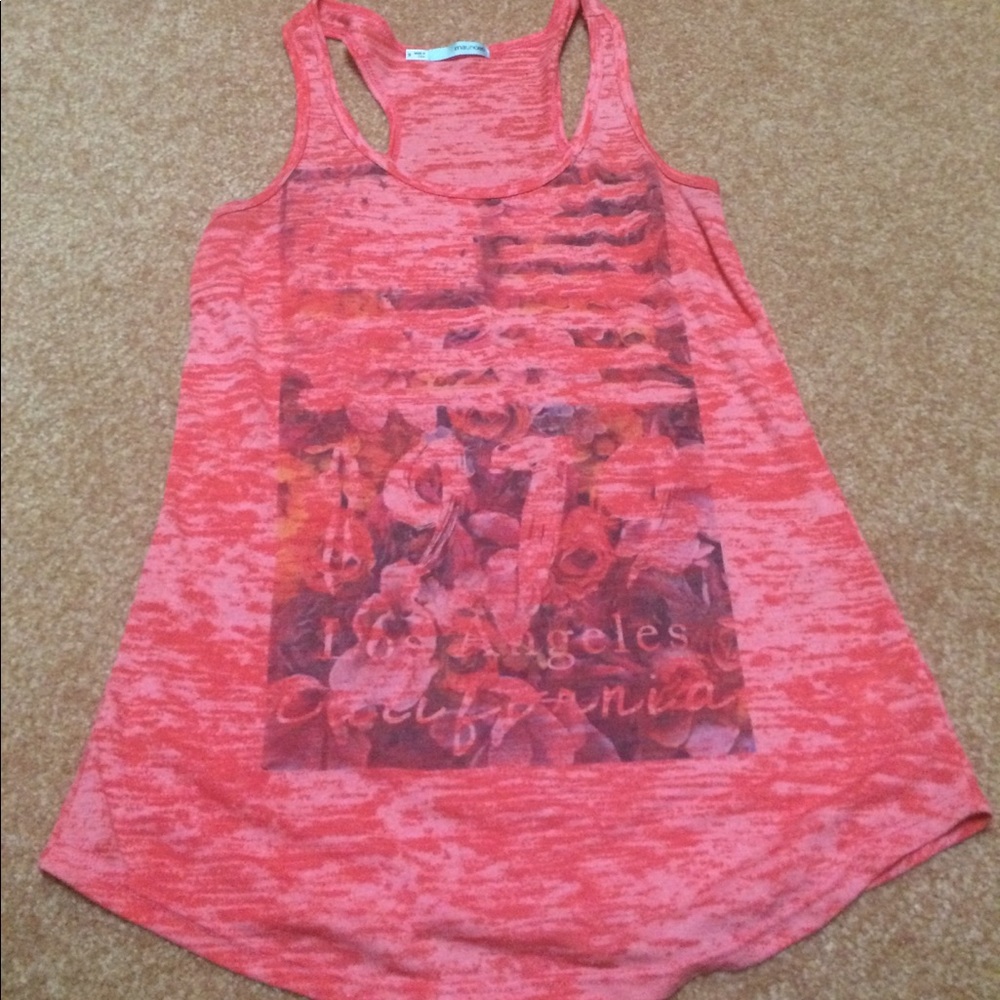 Maurice's American flag tank