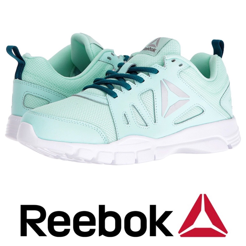 NIB Reebok women's athletic shoes