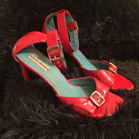 👠Red Steve Madden Heels👠 - Picture 1 of 7