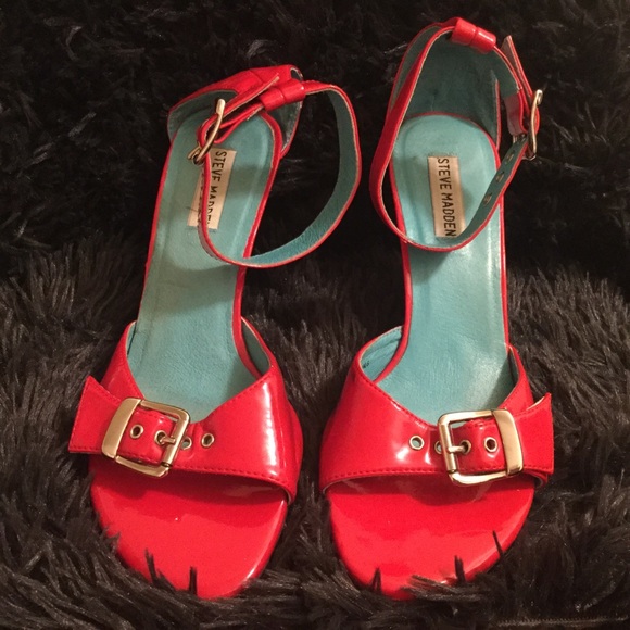 👠Red Steve Madden Heels👠 - Picture 3 of 7