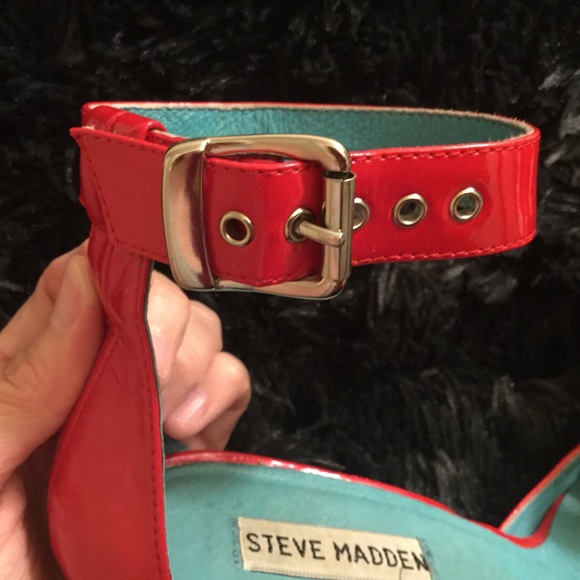 👠Red Steve Madden Heels👠 - Picture 7 of 7