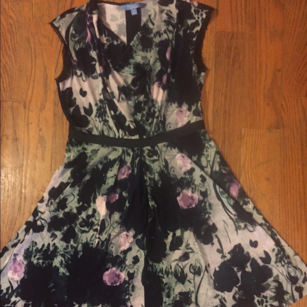 NWOT Vera Wang Dress, Medium