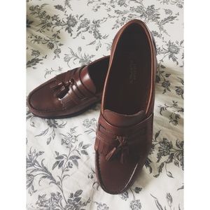 Hush Puppies // Men's Brown Tassel Loafers