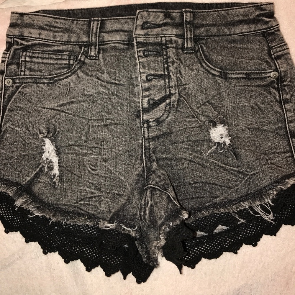 Black denim and lace shorts 🖤