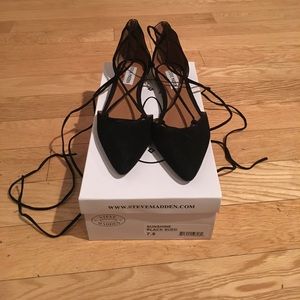 Steve Madden Black Suede Flats
