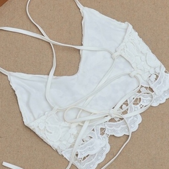 White Crochet Lace-up Crop Top - Picture 2 of 4