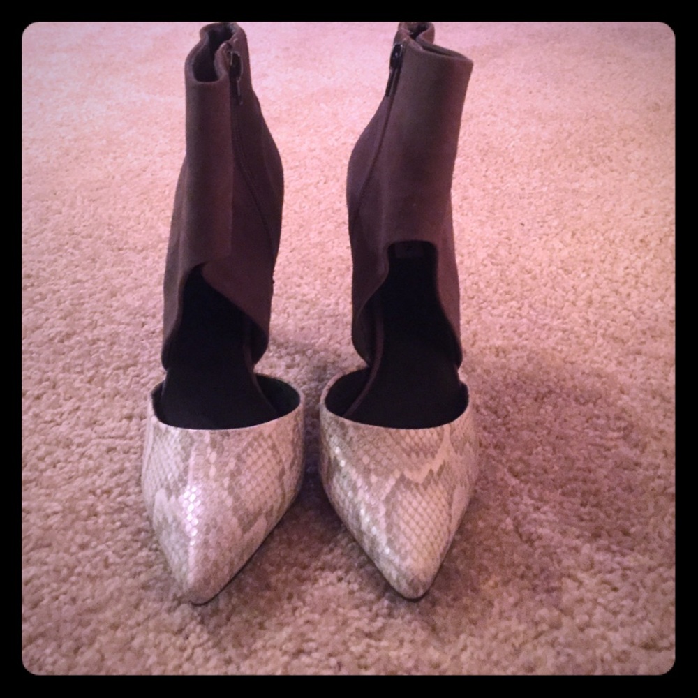 Snake skin Ankle heels