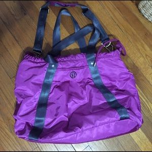 Lululemon bag