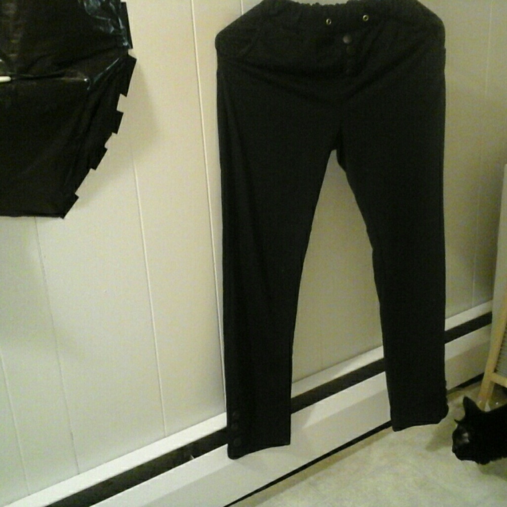 Sweat pants size L (BRAND NEW)