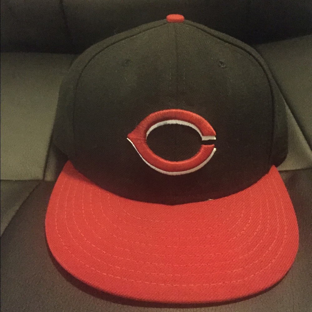 New era fitted baseball cap