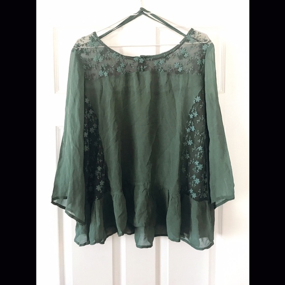 Chiffon lace inset bell sleeve flare swing blouse - Picture 1 of 4