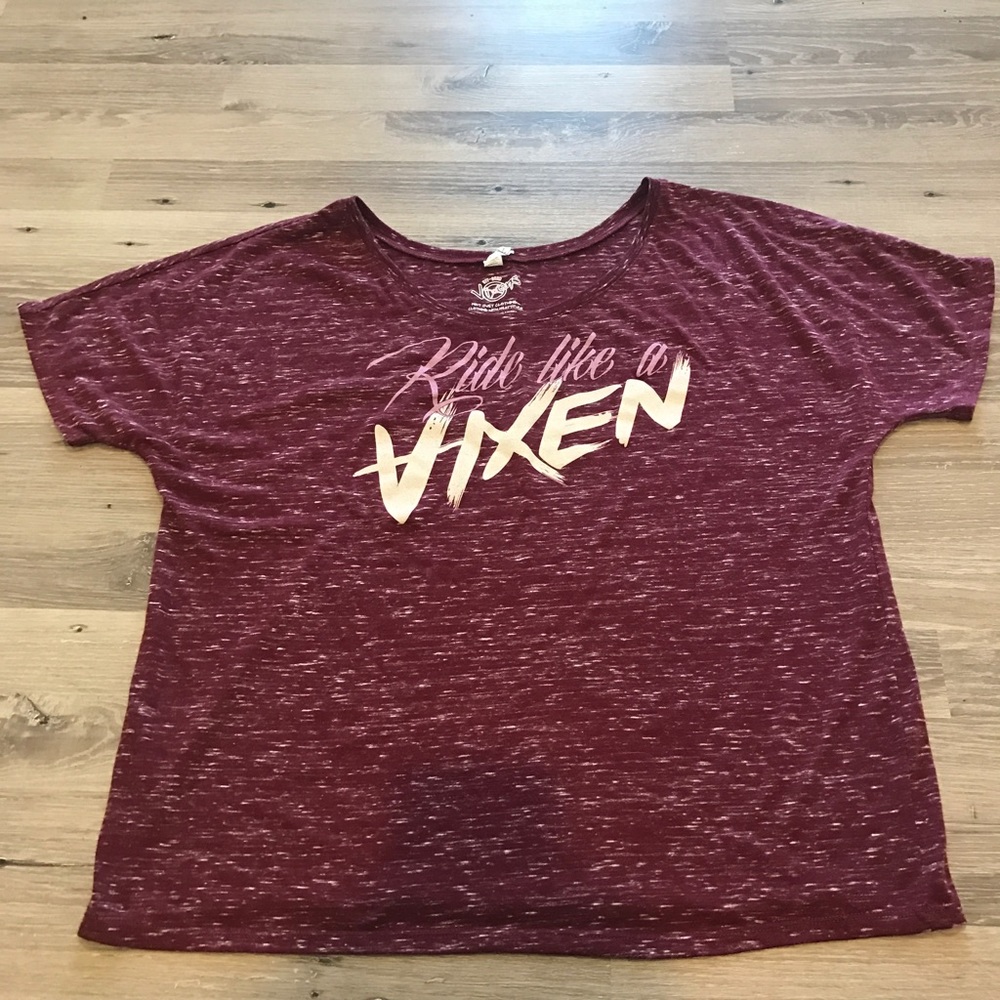 Off road vixens crop tee