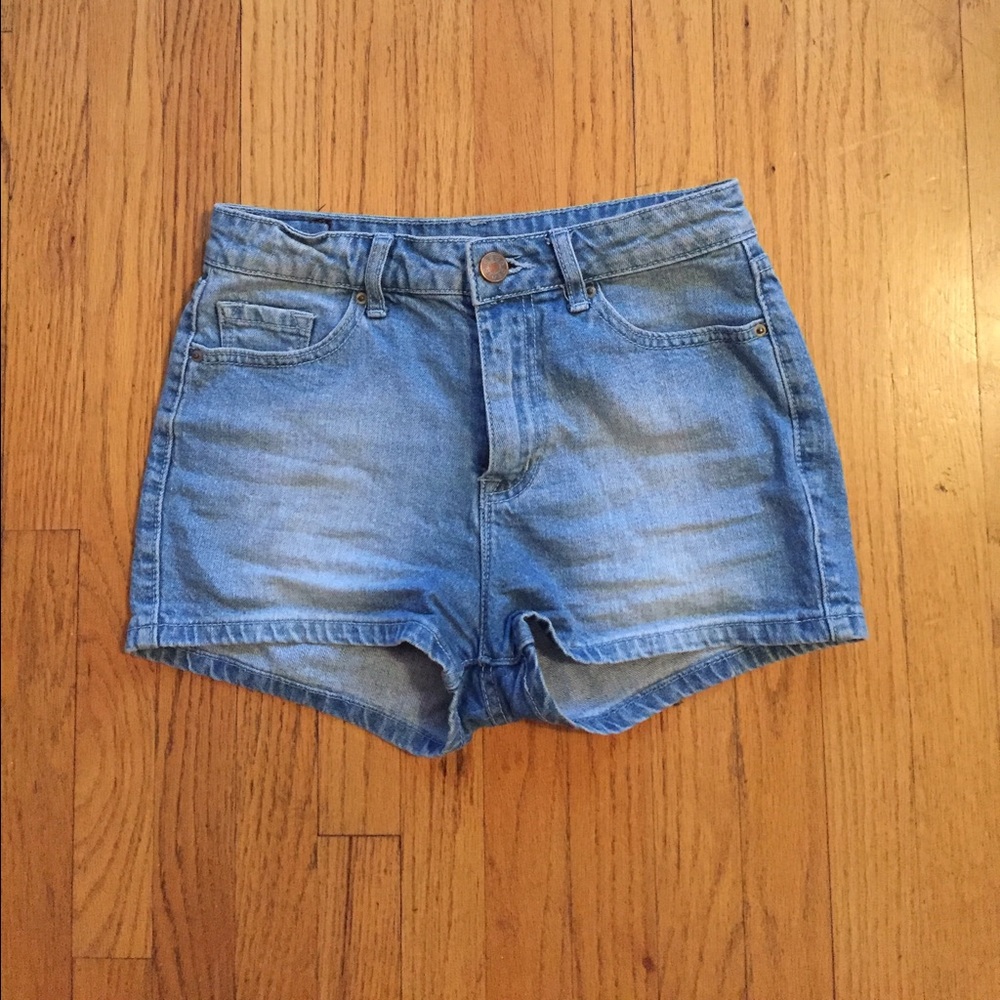 BDG Urban Outfitters High Rise Erin Shorts