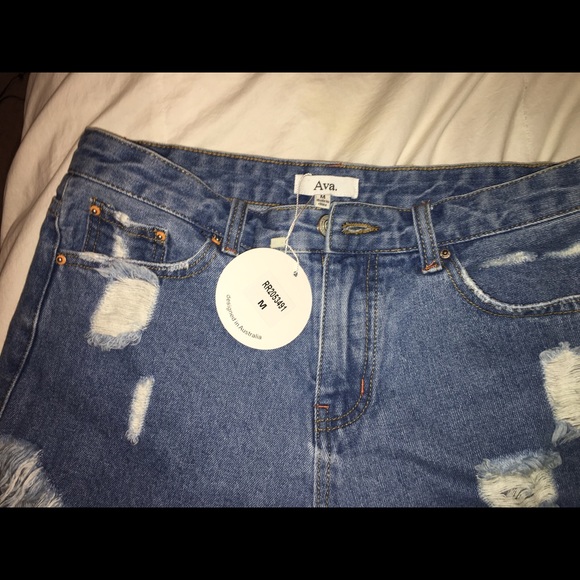 High waisted denim jean shorts - Picture 3 of 3