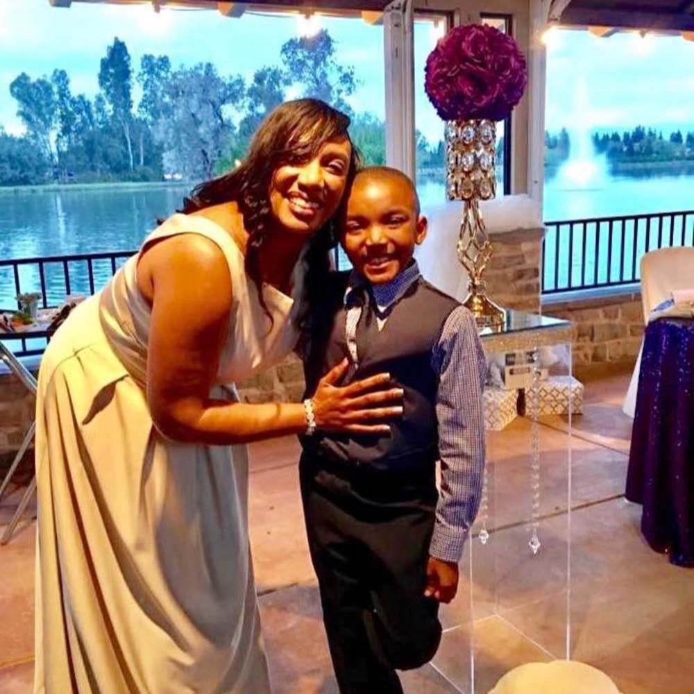 Meet your Posher, Anitra